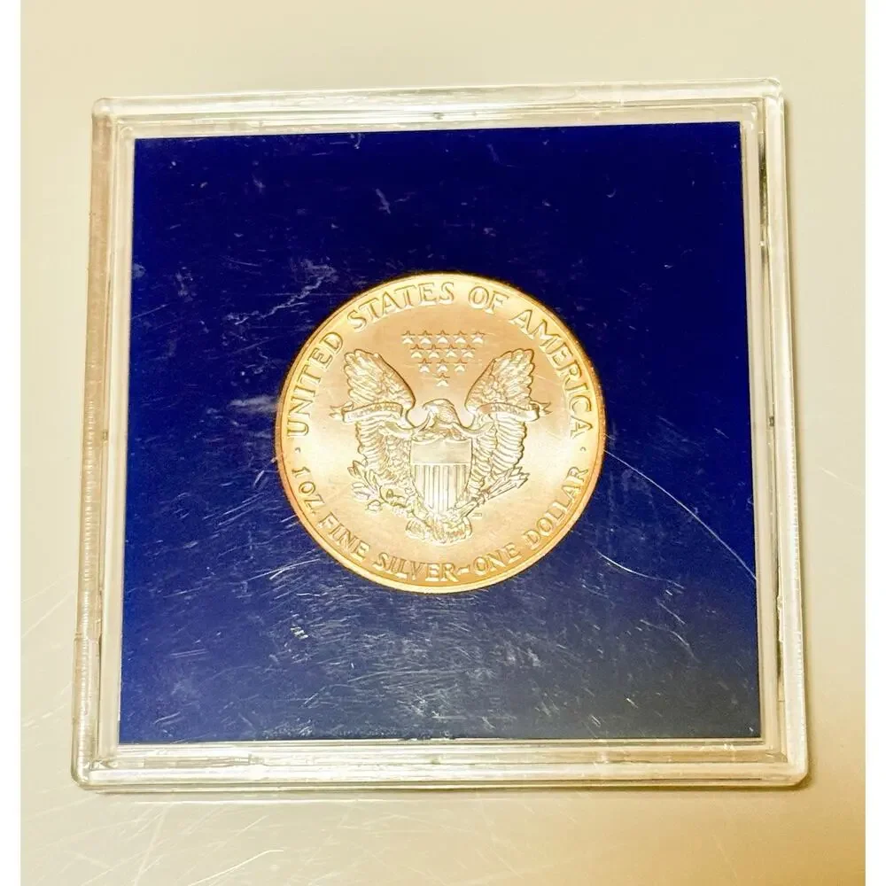 1992 GTE 1 oz American Silver Eagle Employee Award Coin Display Case